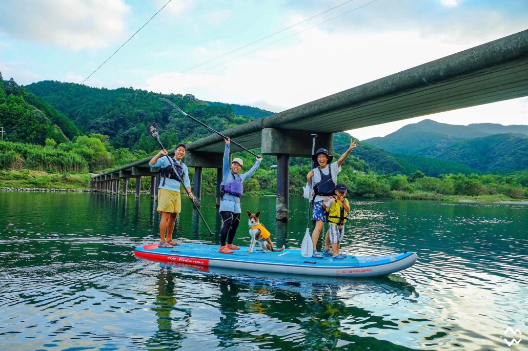 四万十川でSUPとカヌーのガイドツアー！（withRIVER）
